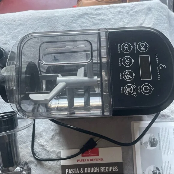 Emeril lagasse Electric Pasta Maker with Black Finish - Picture 16 of 17